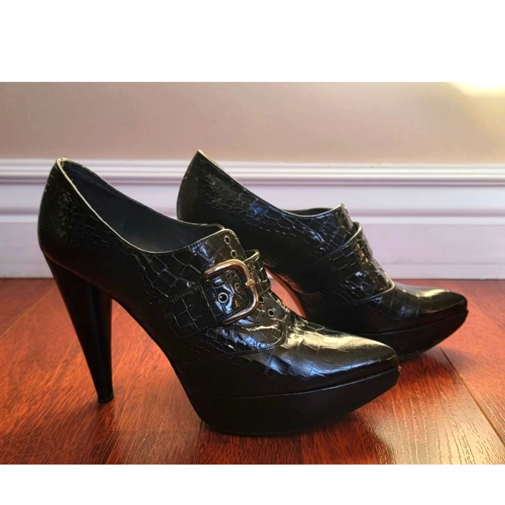 STUART WEITZMAN BOOTS EMBOSSED LEATHER CROCODILE PUMPS BLACK HEELS SIZE 8M